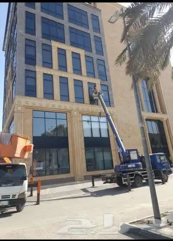 تنظيف واجهات قزاز نظافة واجهات زجاج محلات وفنادق وأبراج 3
