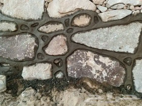 معلم حجر واتلييس وتكحيل في مناطق عسير 8