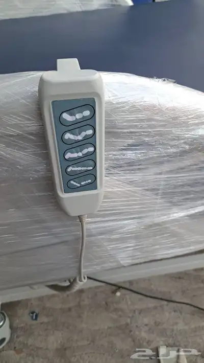 سرير طبي كهربائي 10 حركات معا مرتبه طبيه اصليه 9