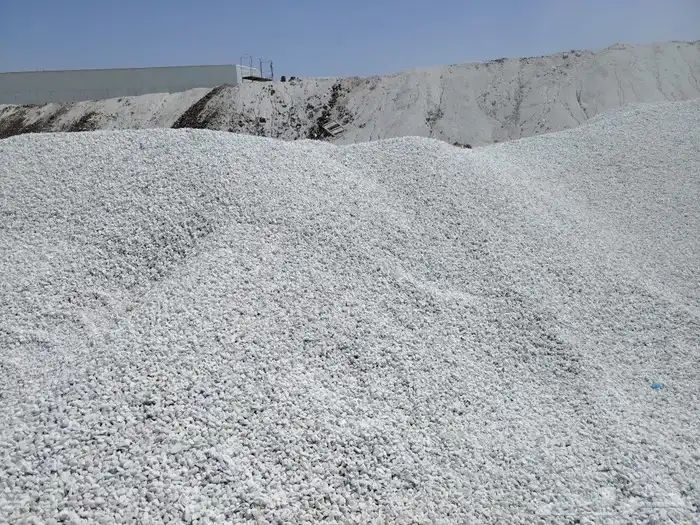 بحص ابيض زينة كسر رخام درجة اولى 8