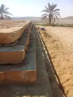 سلام عليكم ورحمة الله نعمل 1 في مجال الحجر الطبيعي بجميع 0