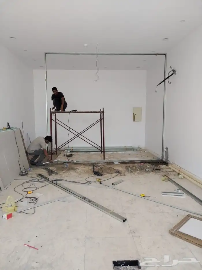مقاول تشطيب داخلي وخارجي وتسليم مفتاح تجهيز محلات تجارية 6
