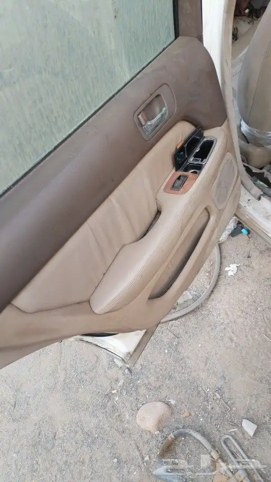 لكزس 99 سعودي تشليح قطع 9