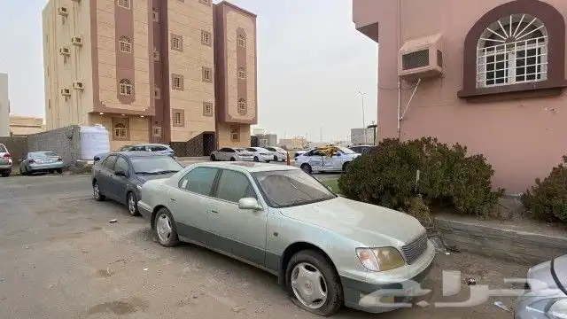 لكزس 99 سعودي تشليح قطع 3