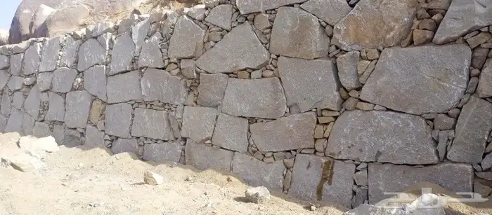 معلم حجر 3