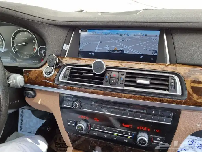 شاشة BMW 730 لموديل 2009 _2015 4