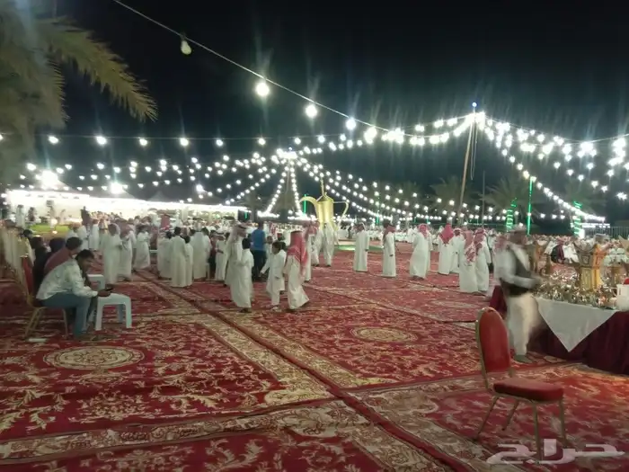 تاجير خيام اوروبيه وبيوت شعر اسود وابيض كنب ملكي كرسي شعبيه 2