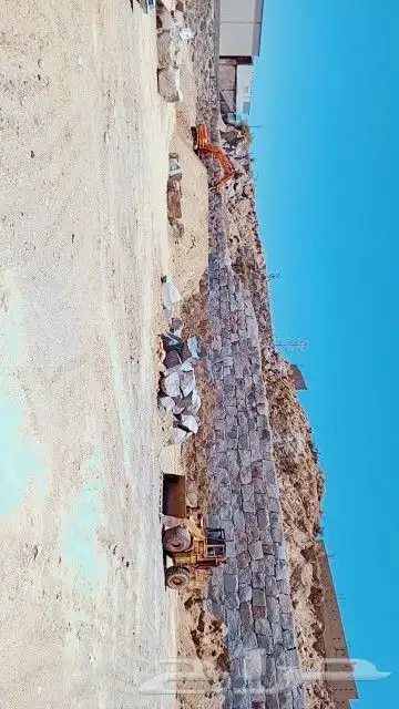 جميع انواع المعدات والمقاولات الحجر 5