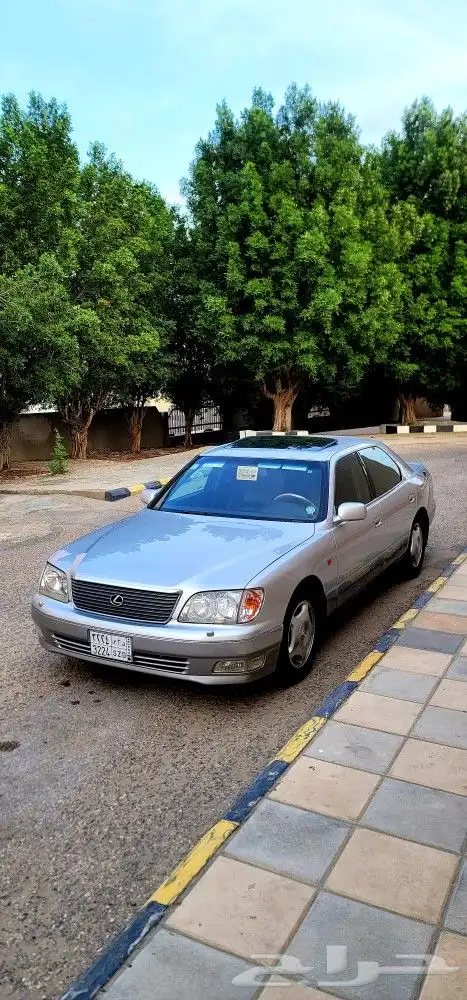 لكزس LS 400 خليجي 17