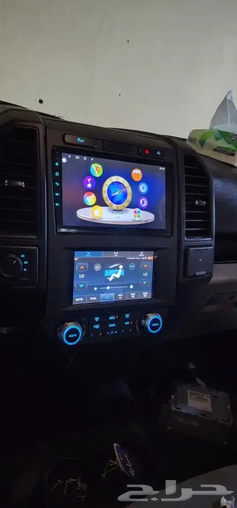 شاشه فورد F 150 موديل 2018 1