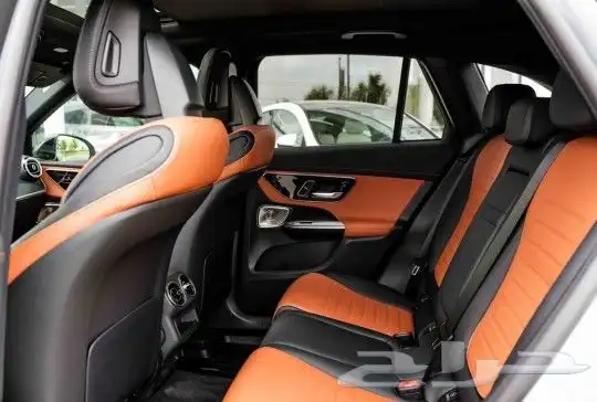 مرسيدس جي ال سي Mercedes GLC-Class GLC 300 SUV موديل 2023 11