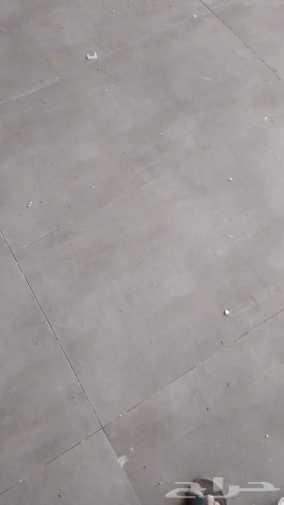 مبلط سرميك الشغل علي المهندس والاسعار معقوله 0