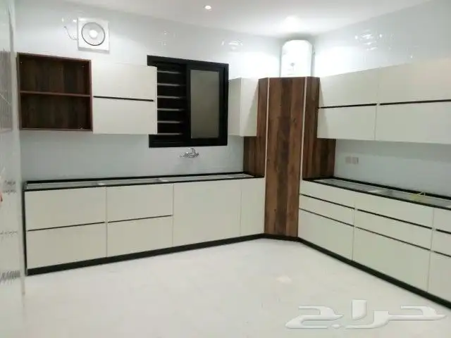 فني المنيوم مطابخ تفصيل تعديل فك وتركيب صيانه 0
