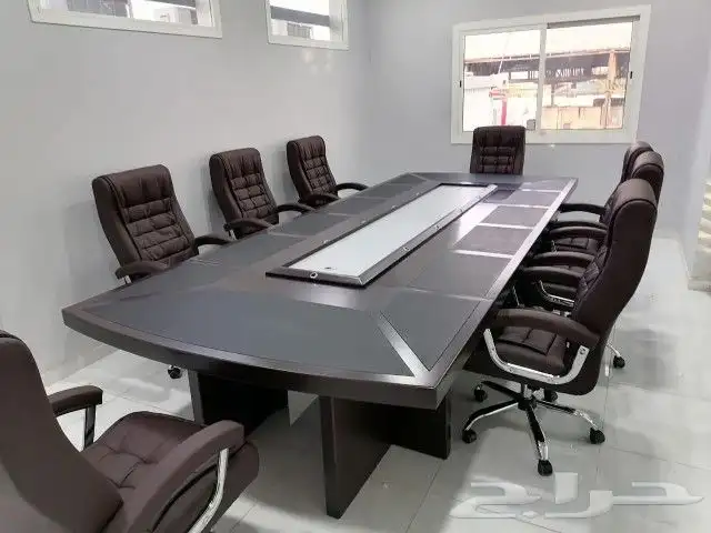 office furniture اثاث مكتبي طاولات اجتماعات بارتشن كاونترات 1