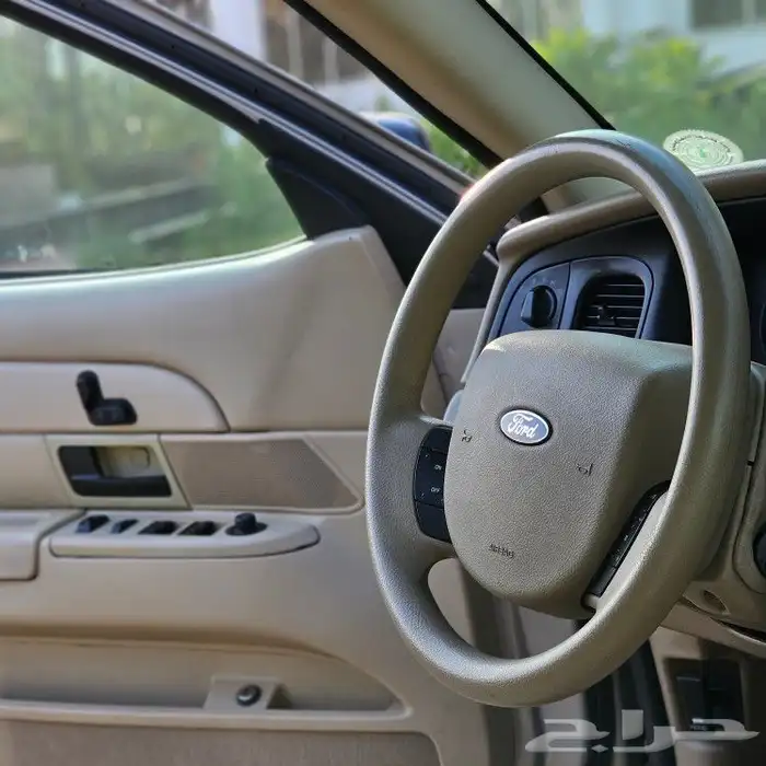 ( مباع ) فورد فكتوريا سعودي 45