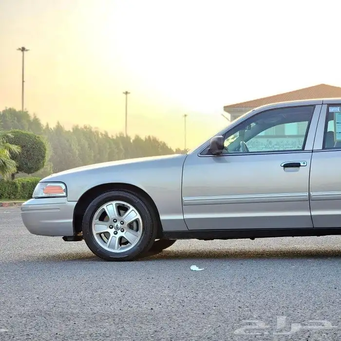 ( مباع ) فورد فكتوريا سعودي 20