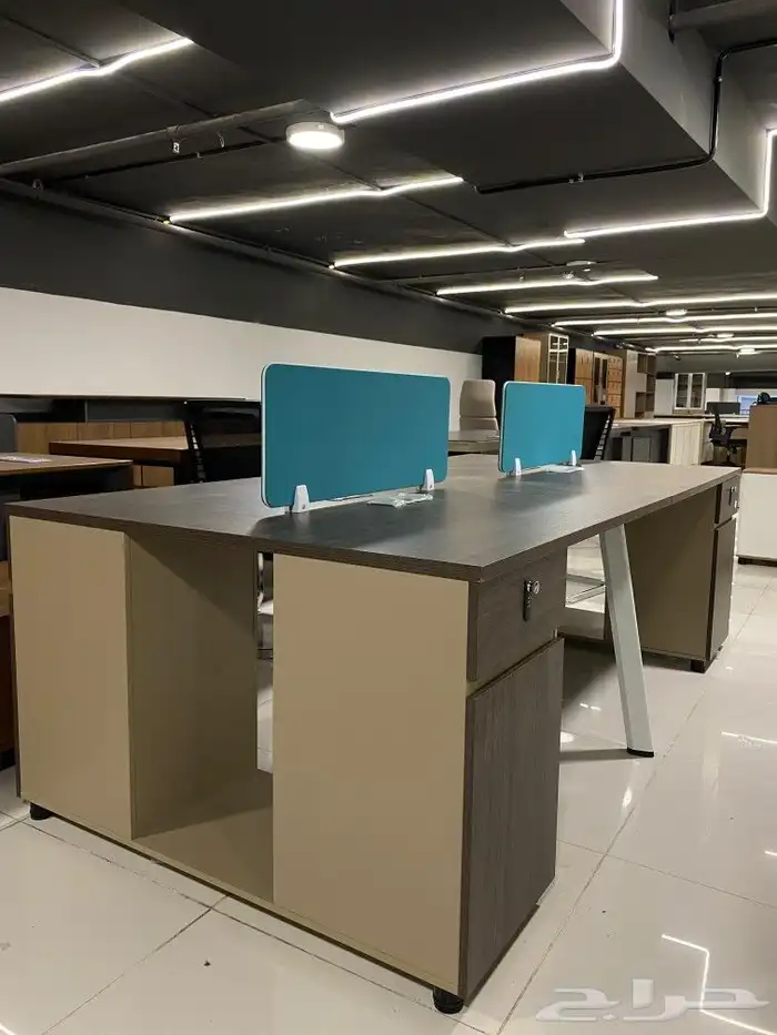 office furniture اثاث مكتبي طاولات اجتماعات بارتشن كاونترات 35