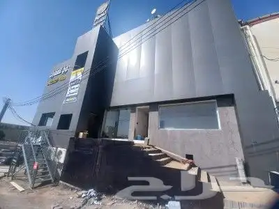 يوجد مكاتب اداريه للايجار طريق أبها الخميس مقابل هايبر بنده 7