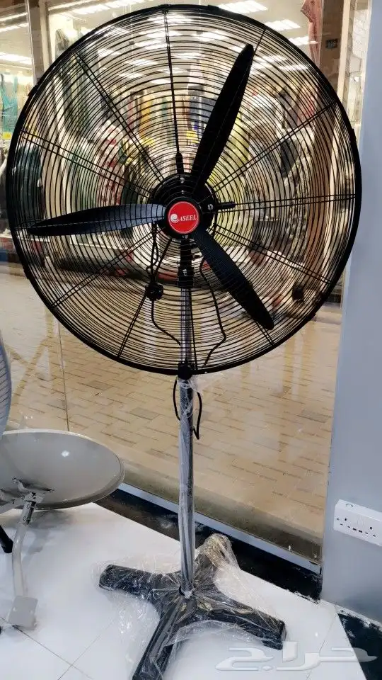 مروحة عموديه كبيره مقاس 30بوصه 0