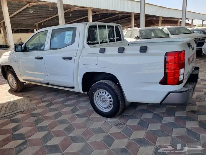 ميتسوبيشي ال 200غمارتين 2024ستاندر 4