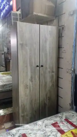 دولاب ملابس و طاولات و بلازمه 9