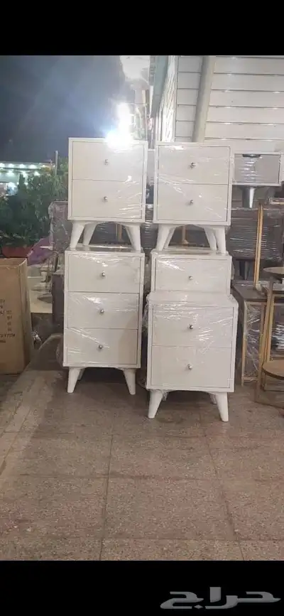 دولاب ملابس و طاولات و بلازمه 16