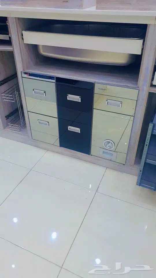 عرض خاص بداية السنة 17