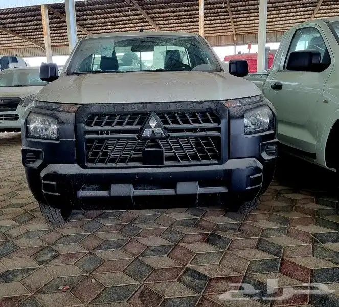 ميتسوبيشي ال 200غمارتين 2024ستاندر 1