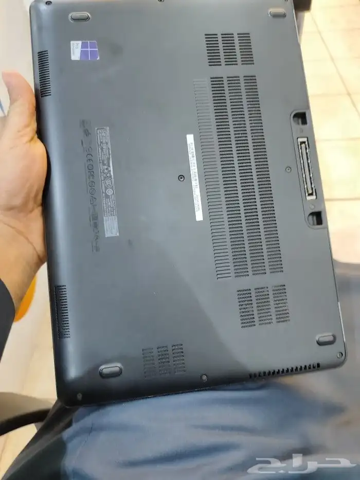 لاب توب i7 نظيف تاتش رام 8G هارد SSD 256 مع كل أغراضه 3