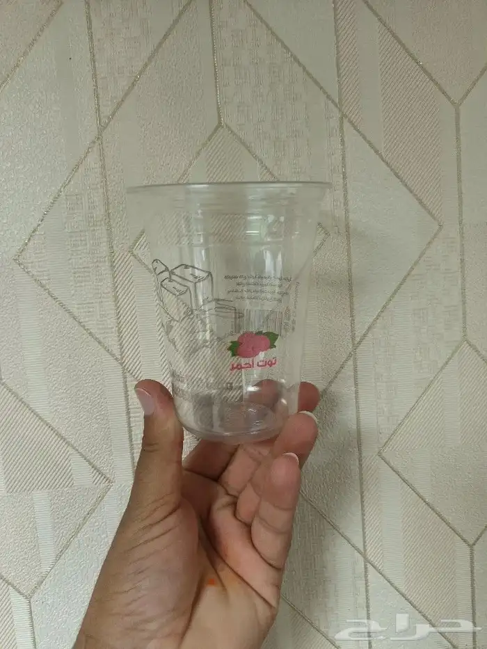 طباعه وتصنع جميع انواع الاكياس وسفر المطبوعه ولكاسات 3