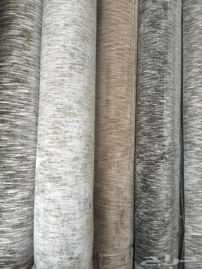 يوجد موكيت تركي واماراتي وطني وفنيل بلجيكي و فرنسي ويوجد ساد 3