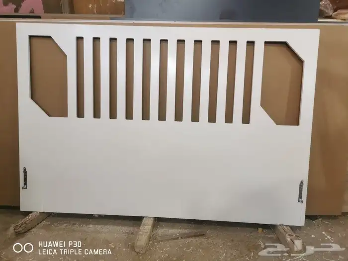 دولاب ملابس و طاولات و بلازمه 17