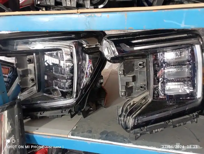 شمعات GMC يوكون 2023نضيف 0