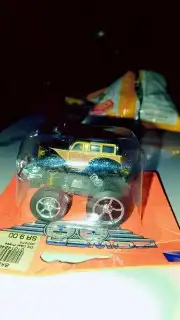 عندي العاب هوت ويلز للبيع ما يقارب 500 حبه 0