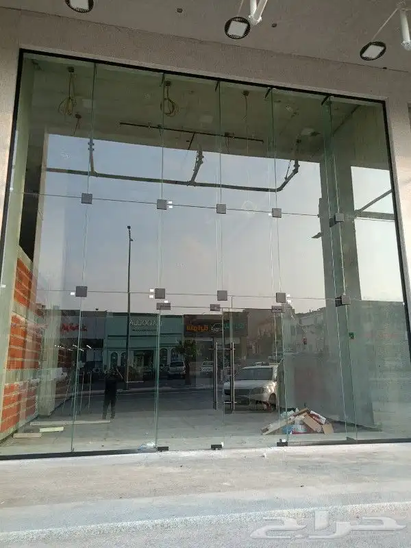 زجاج سكريت  درابزين  شور جميع انواع الزجاج والاستركشر 1