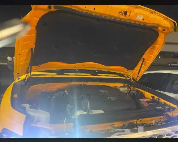 بطانات كبوت لجميع سيارات تويوتا 4