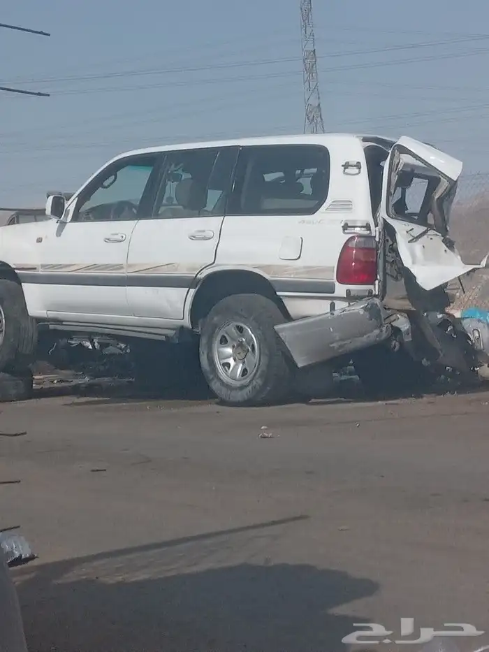 قطع غيار لاندكروزر 2002 1