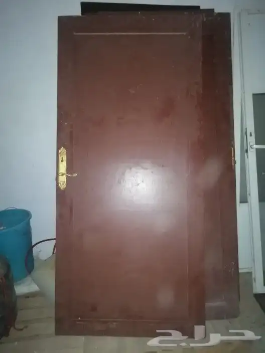 أغراض مستعملة للبيع ( ابواب خشب) 4