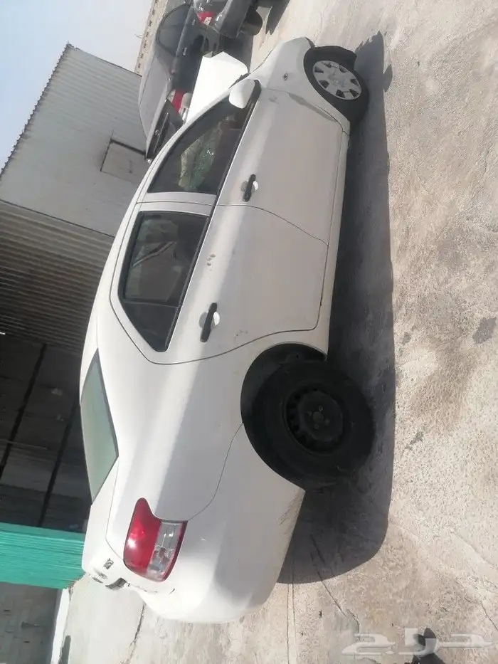 يارس موديل 2010 تشليح بيع قطع غيار فقط 1