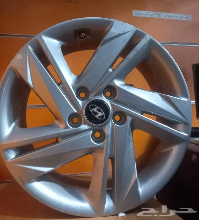 جنوط هونداي كريتا موديل2022 مقاس17 اصلي وكاله 2