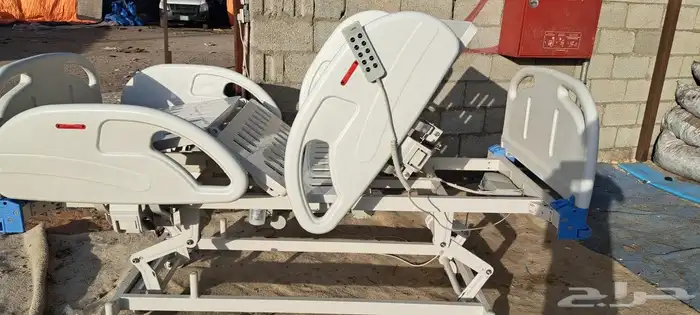 سرير طبي 10حركات معا المرتبه الااصليه 9