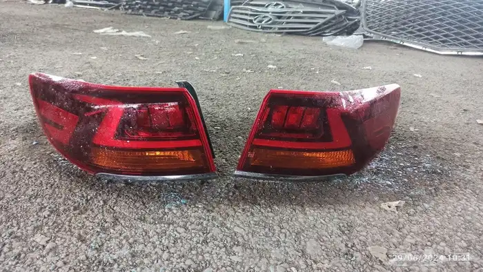 يوجد لدينا اسطبات كادينزا 2021 وشمعات 2