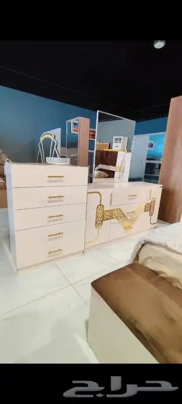 عرض غرفة نوم صيني ب4000 1