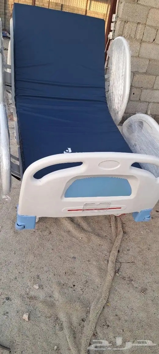 سرير طبي 10حركات معا المرتبه الااصليه 3