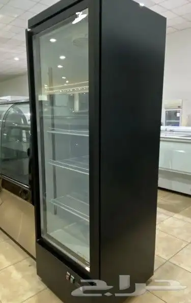 ثلاجة وفريزر باب زجاج لون اسود 2