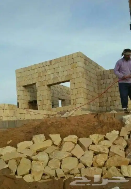 مقاول حجر طبيعي بناء ربراب تلبيس ديكورات تنسيق حدائق شلالات 12