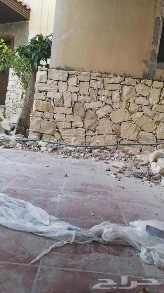 مقاول حجر طبيعي بناء ربراب تلبيس ديكورات تنسيق حدائق شلالات 2