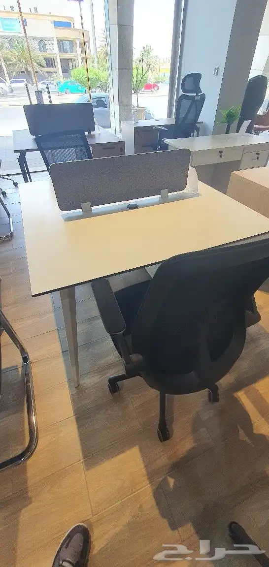 اثاث مكتبي 1