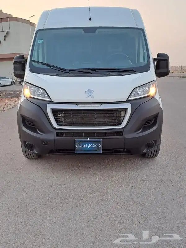 بيجو بوكسار حجم وسط 2021 يوجد فاتوره ضريبيه لشركات والمؤسسات 0