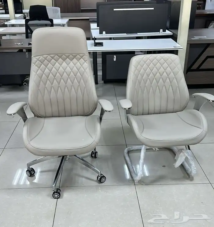 كراسي المسرح كراسي محاضرات 19